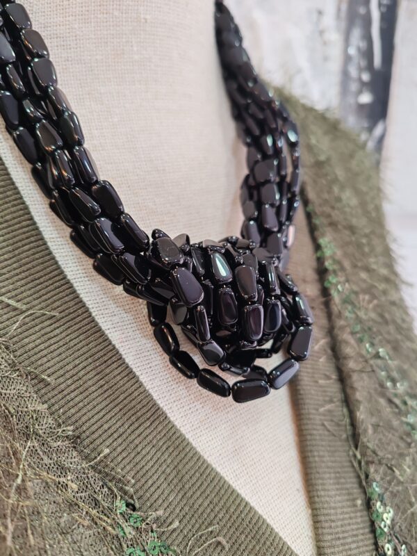 Collar Kelly