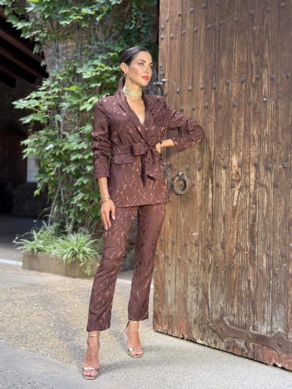 Traje Noa