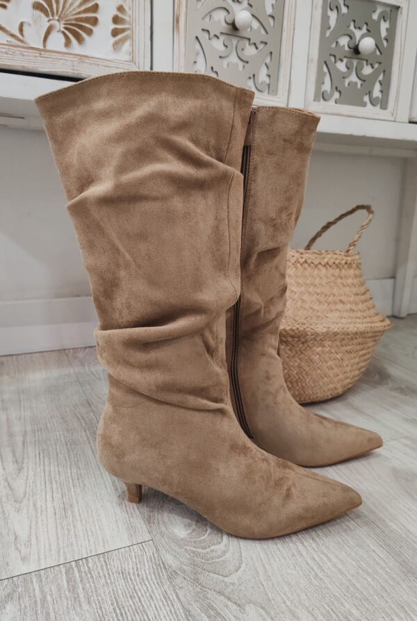 Bota Lara