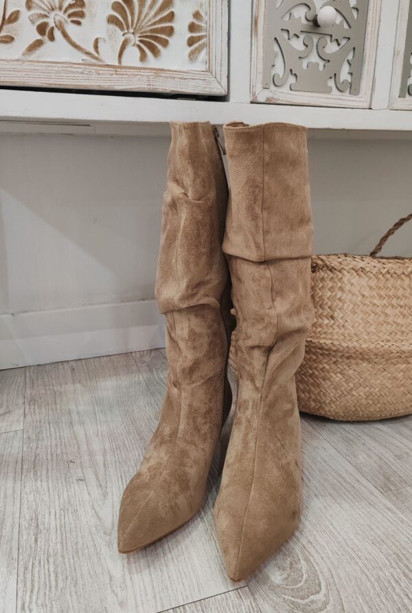 Bota Lara